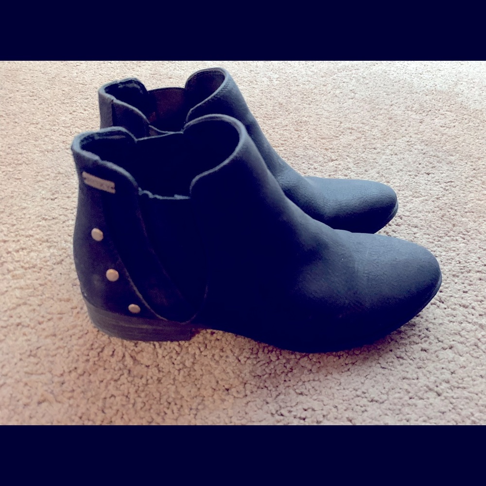 ROXY Ankle Boots